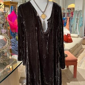 Homefrocks Desierto Shirt in Crushed Brown Velvet, Tunic, S,